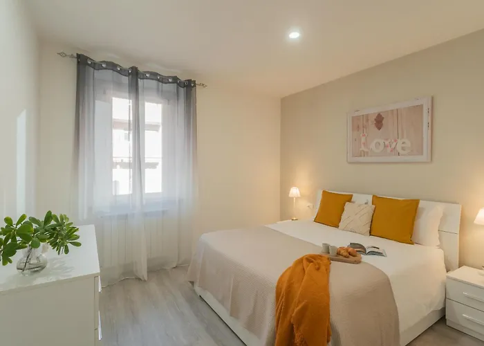 Zezio 44 By Rent All Como