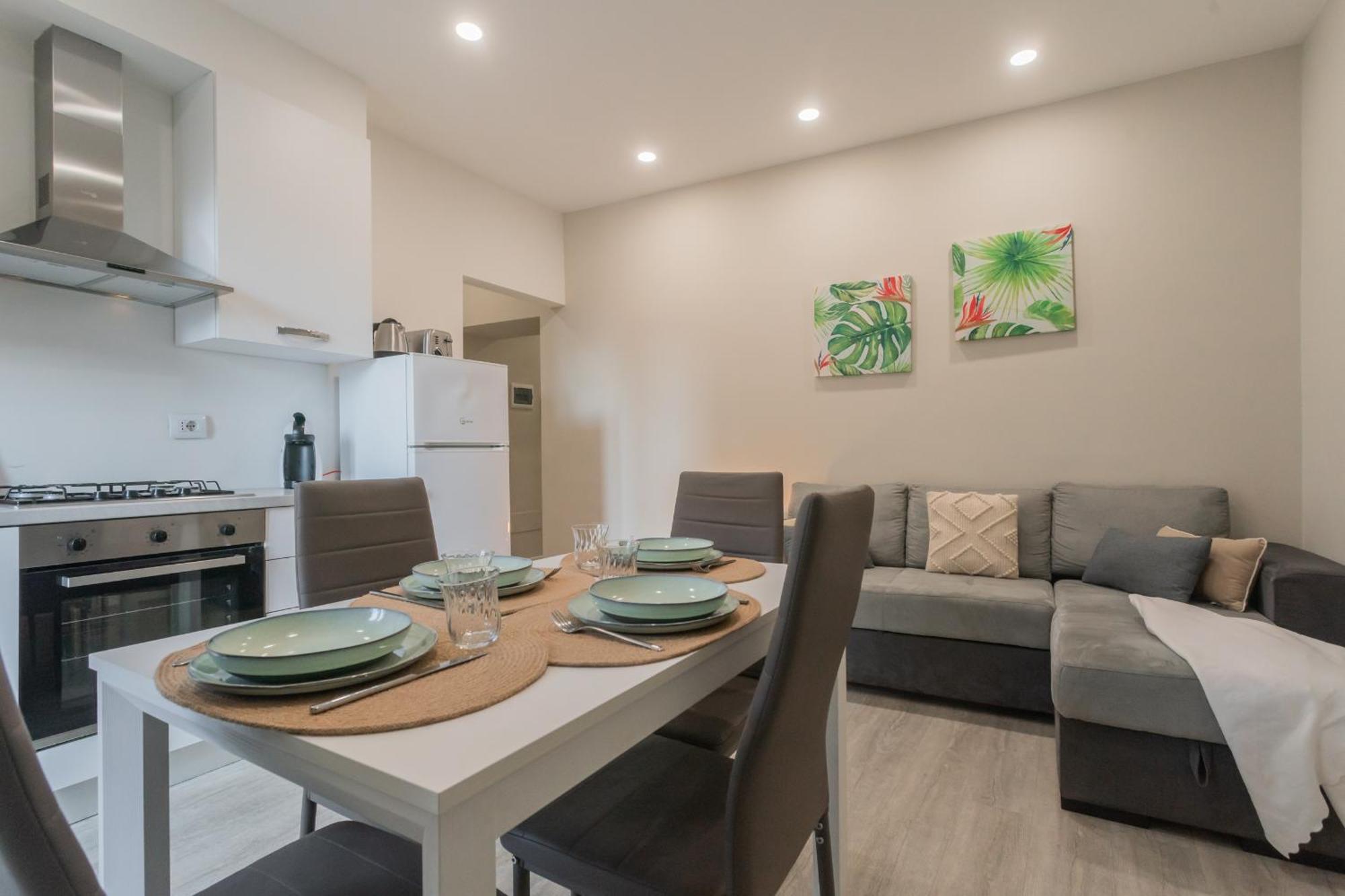 Zezio 44 By Rent Appartement *